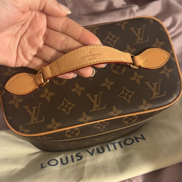 Vanity Case - Picture 4 of 13